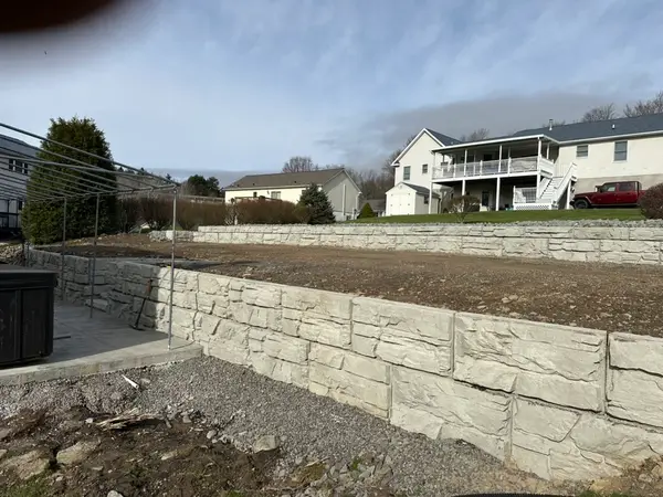 Side view of the finished lower wall and upper terrace